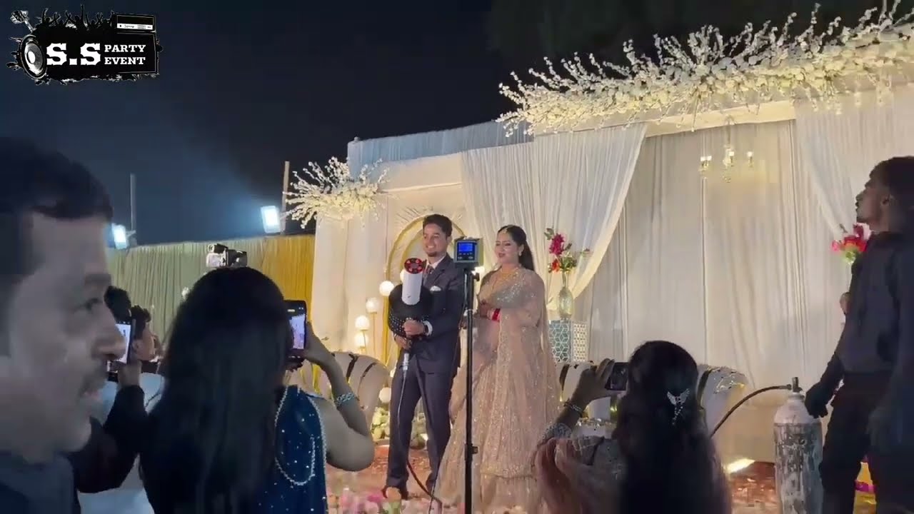 SFX STAGE EFFECTS CO2 Dry ice pepar blaster Marriage program bhubaneswar 