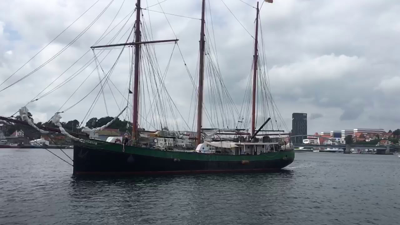 &bdquo;Pippilotta&ldquo; mooring maneuvers S&oslash;nderborg Nr.1