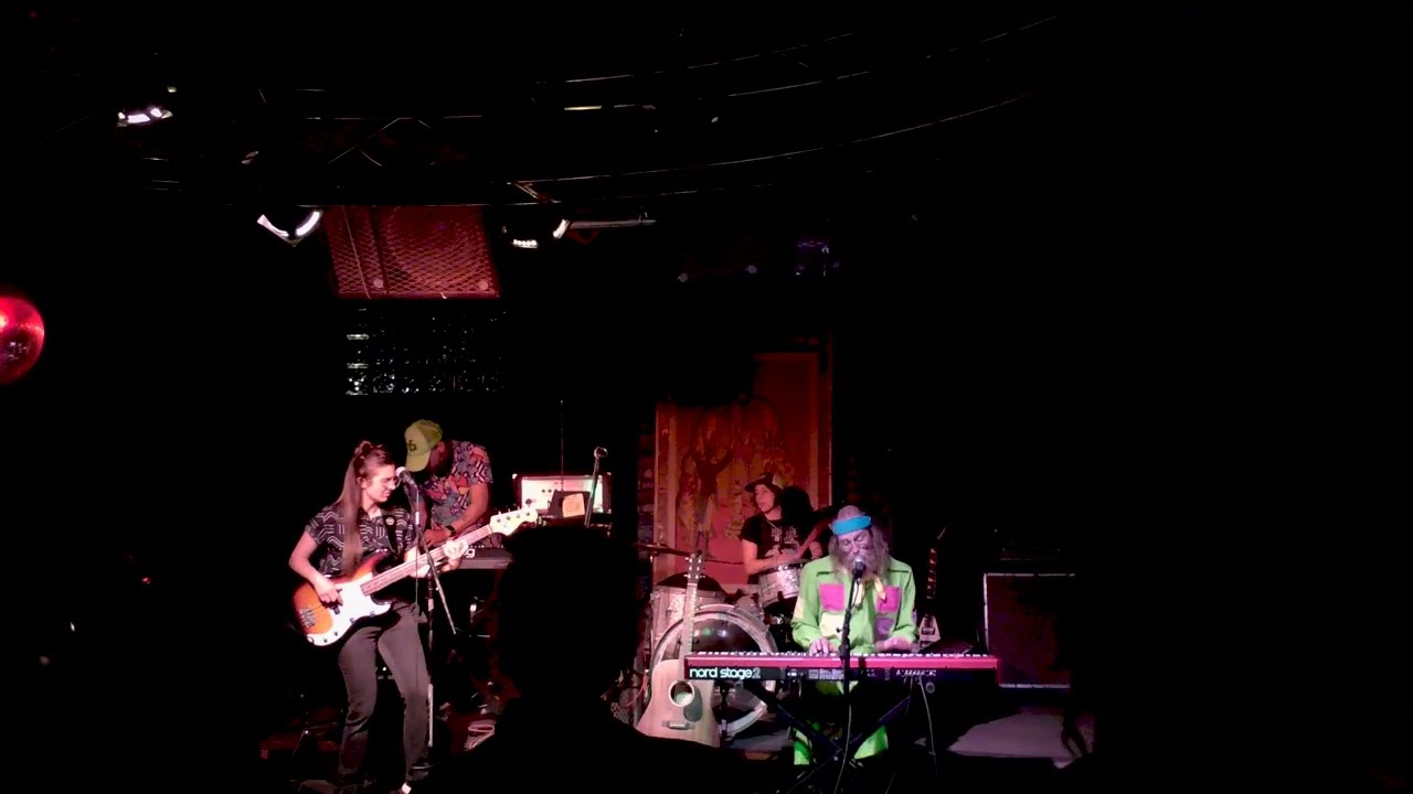 Pocketboy Solid - "Networking Dinner Party" Live at Paris Bar