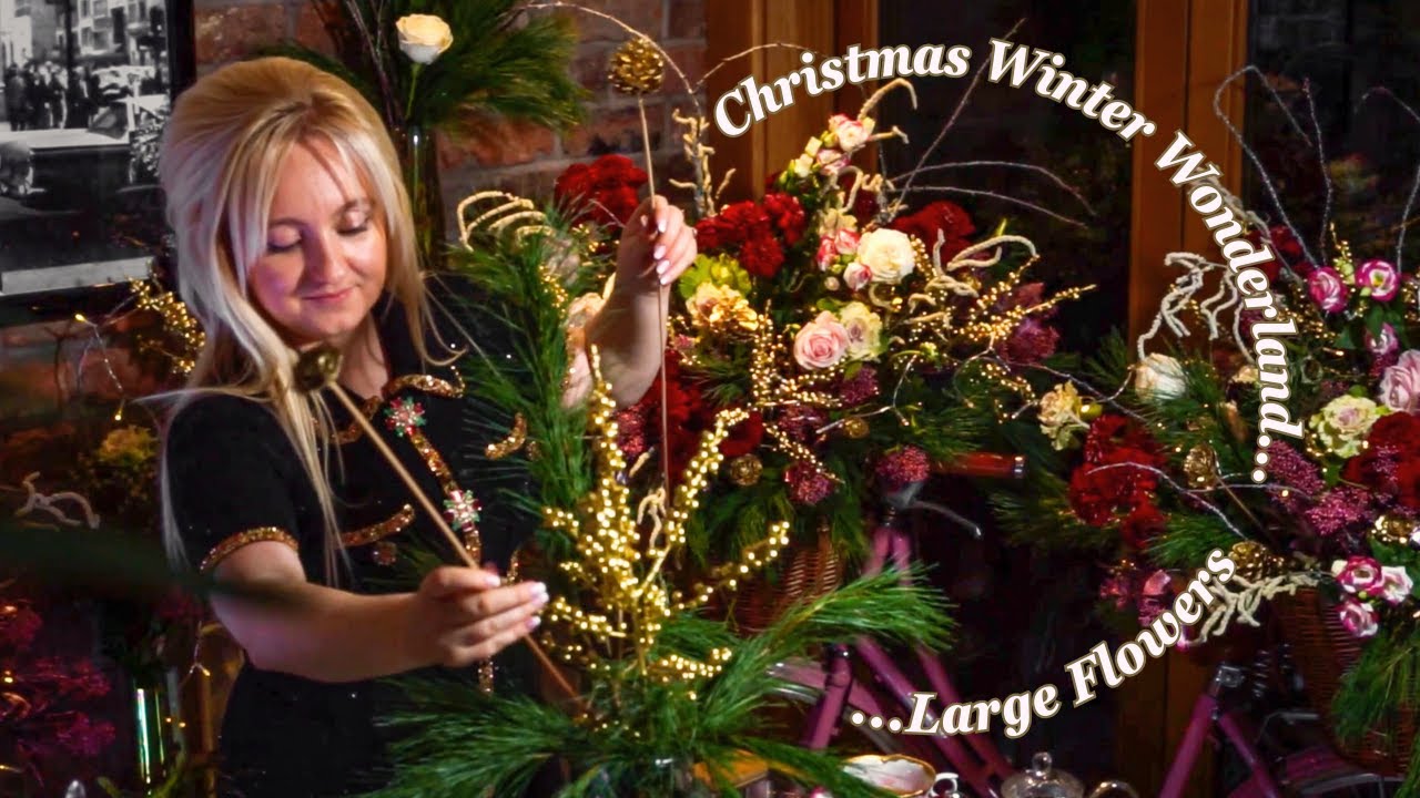 The Christmas Winter Wonderland Large Flowers • Winter Floristry Tutorial #sustainablefloristry