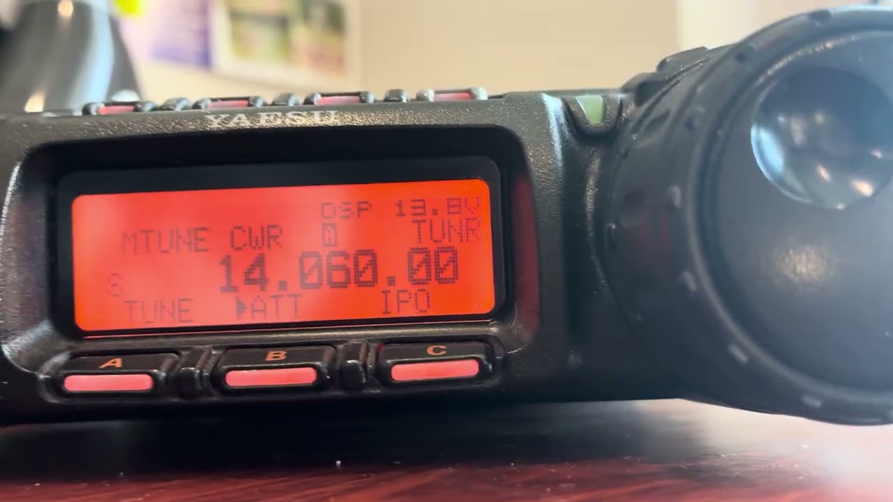 Yaesu FT857D on 14.06 listening to some Morse CW on 02/12/2026 @ 4pmCST