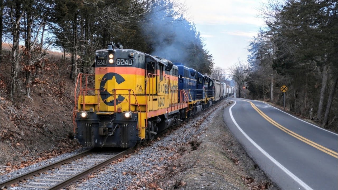Classic EMDs on the South Branch Valley Railroad: Green Spring to Petersburg, WV - 1/3/2024