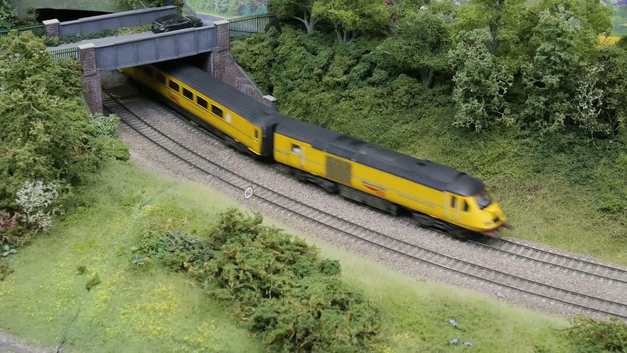 Hampton Court Model Railway Society Tolworth Showtrain 2025