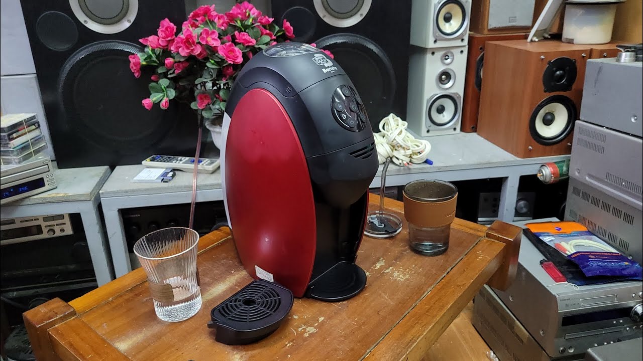 Máy nescafe gold blend barista pha được cafe capuchino giá 950k .lh 0979891682 & 0966594581