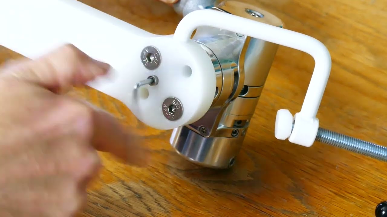 Clamp Adjustment - Neater Eater Manual (NEM)