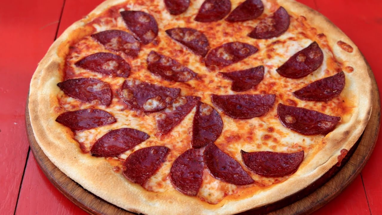 selbstgemachte Pizza in 10 Minuten