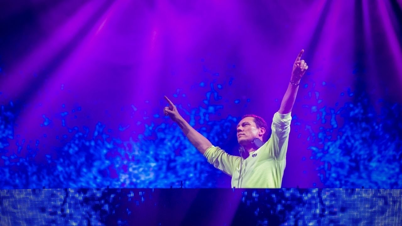 @tiesto plays 