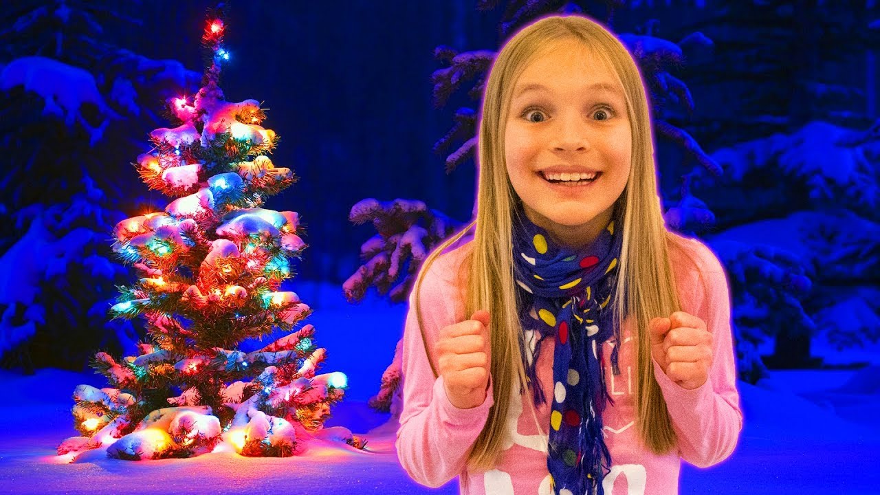 Amelia and Avelina christmas compilation Tuesday with a magical snow dome and a visit from Santa
