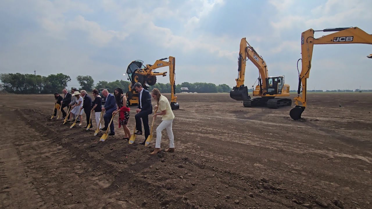 Equipment manufacturing company JCB breaks ground on San Antonio factory