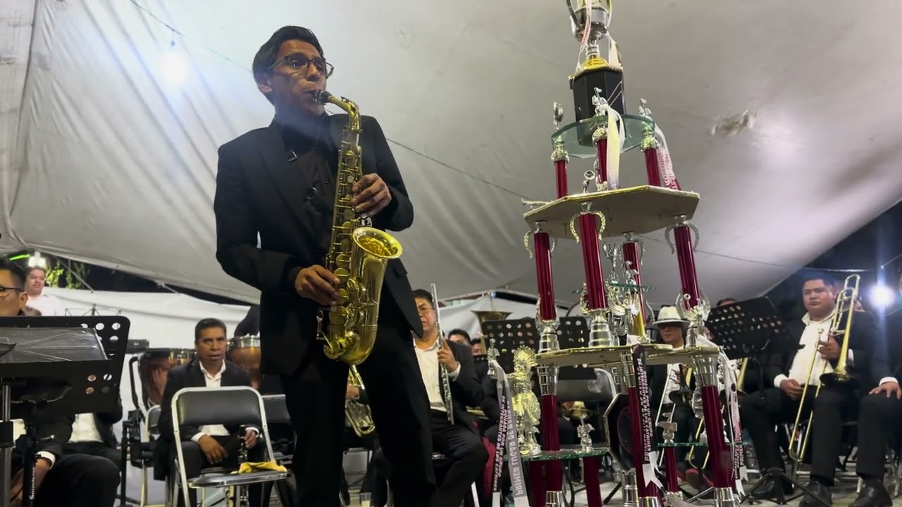 En er mundo pasodoble Banda sinfónica Hnos Miranda director Catalino Miranda Rocha