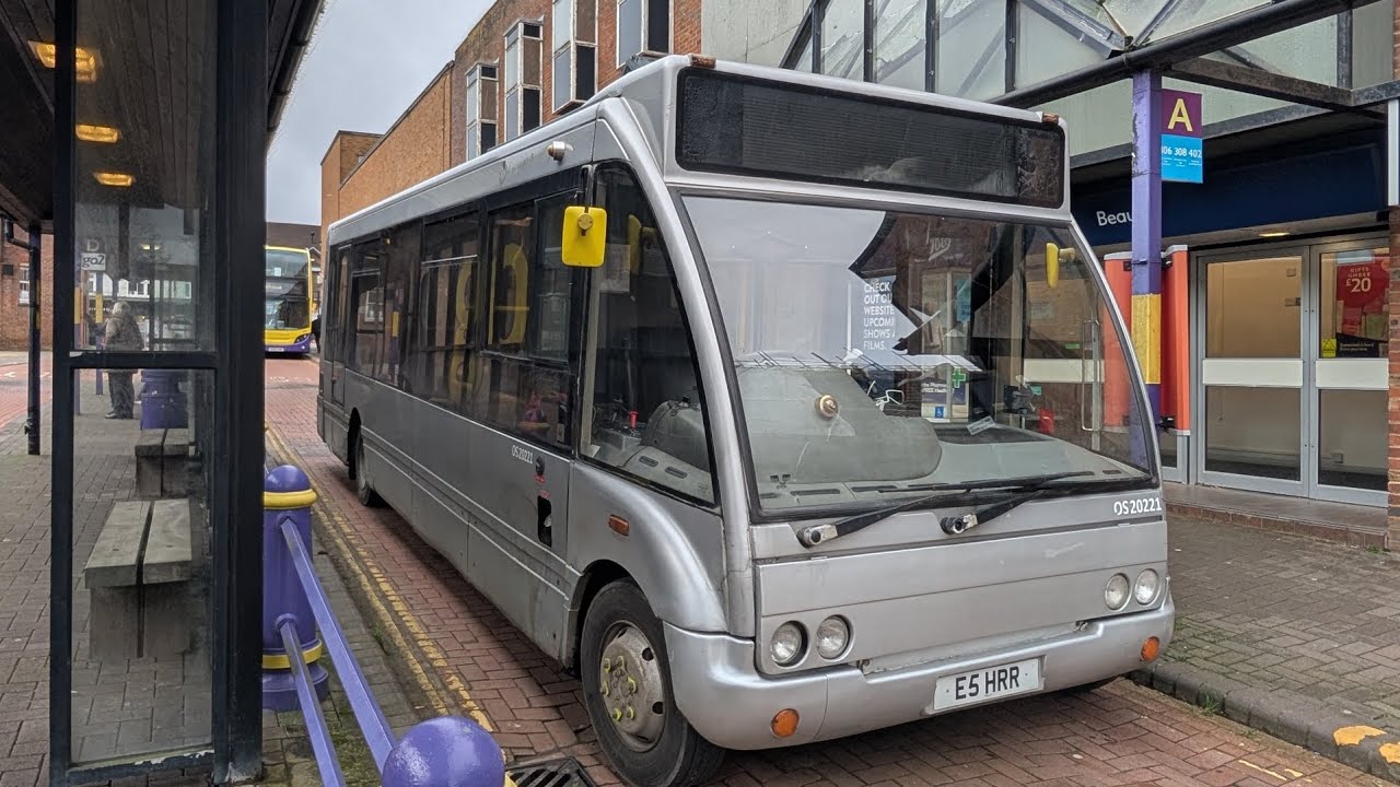 Redroute Buses OS20221 E5 HRR (YJ09 MHM) Optare Solo 