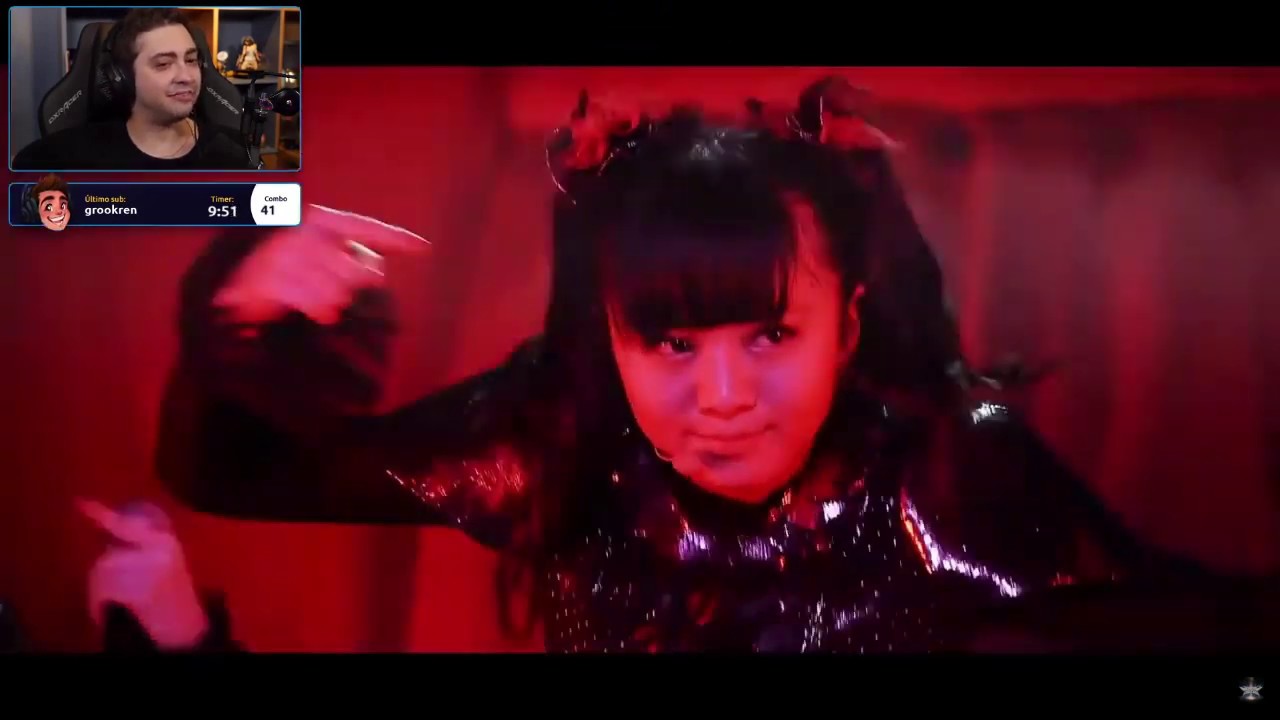 Alanzoka reagindo a Gimme Chocolate - BABYMETAL