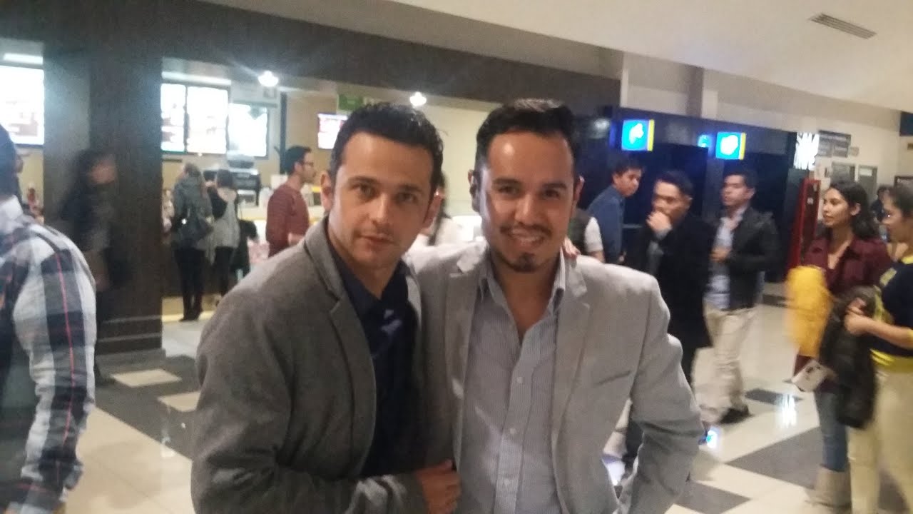 Entrevista con el actor Gustavo Egelhaaf en la Premier de Cuatro Lunas, GDL 2015