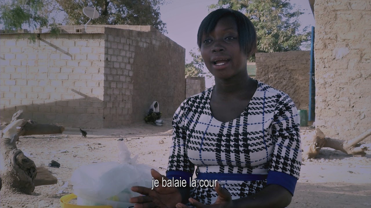 Mini docu : jeunes filles aides familiales au Burkina Faso