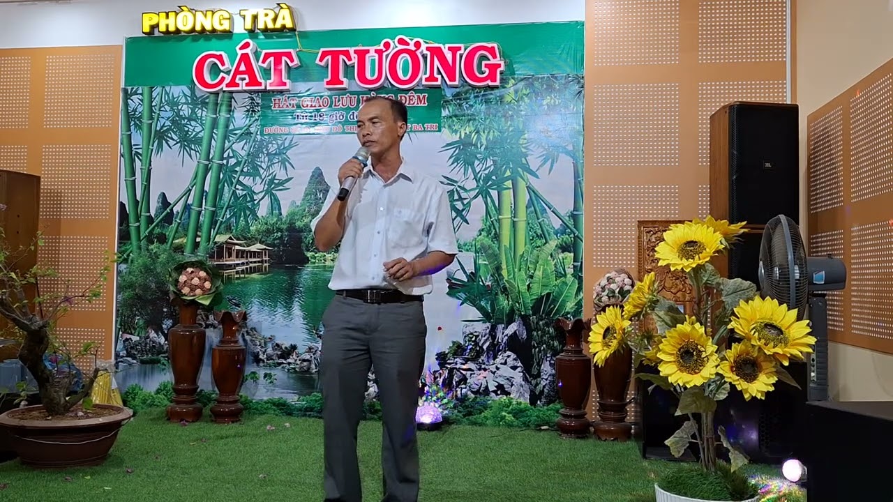 Bài hát Tình xưa do Dung Nguyễn trình bsyf