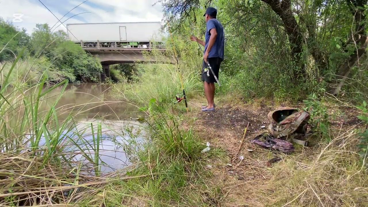 Explorando arroyito y lagunas!!
