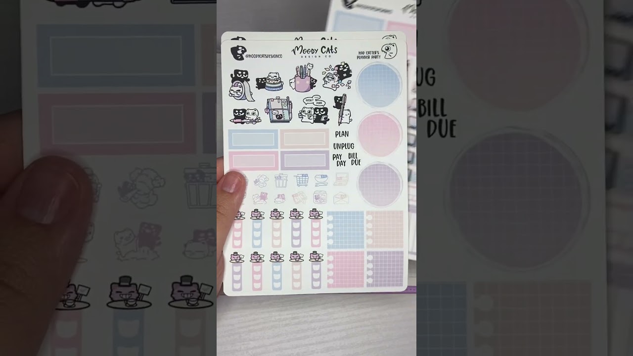 Moody Cats Design Co weekly spread #plannercommunity #a5planner #moodycatsdesignco #weeklyspread