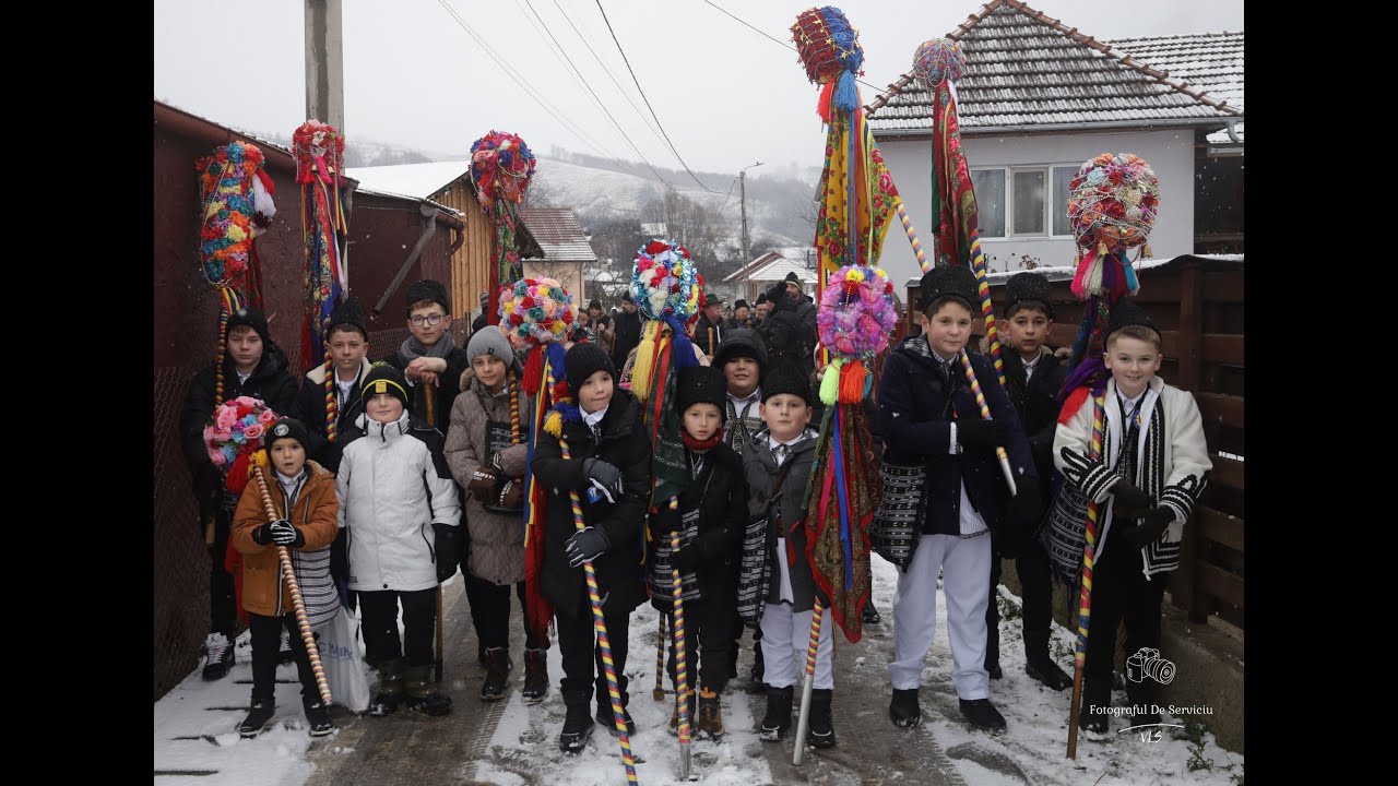 Cu pitaraii din Cimpa colindand pe ulitele satului !