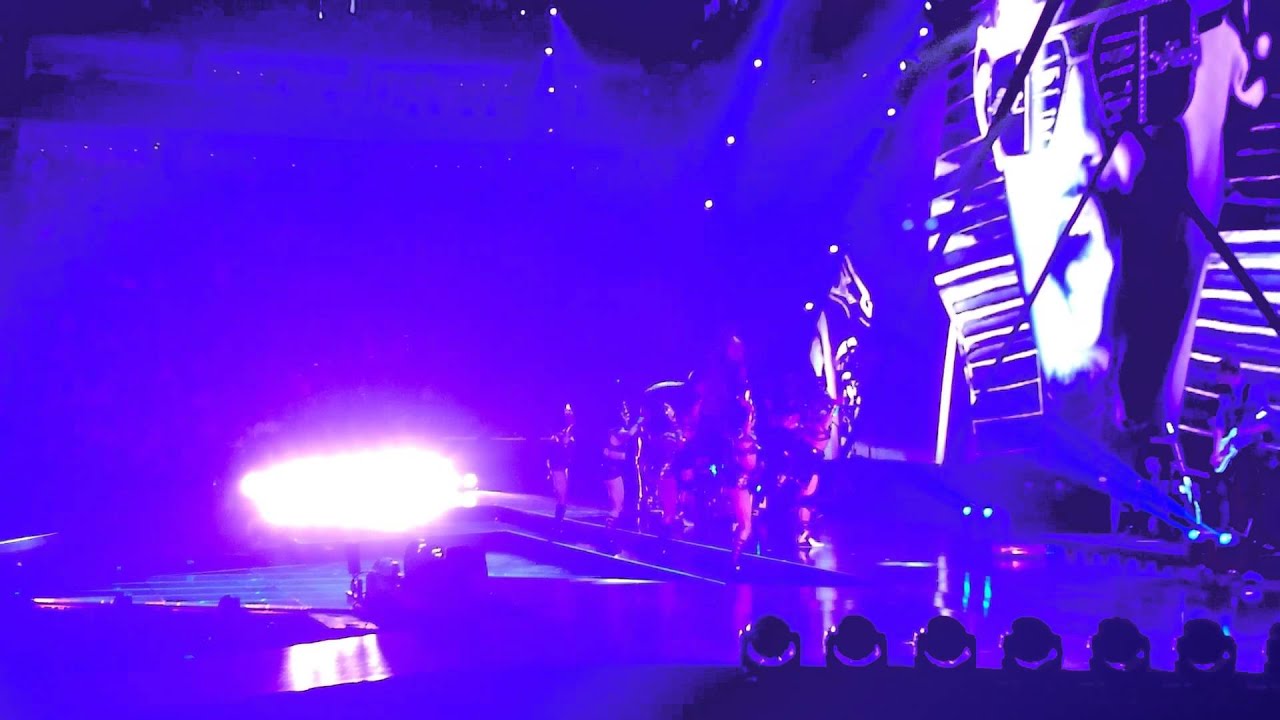 Katy Perry - Dark Horse - TD Garden in Boston 2014