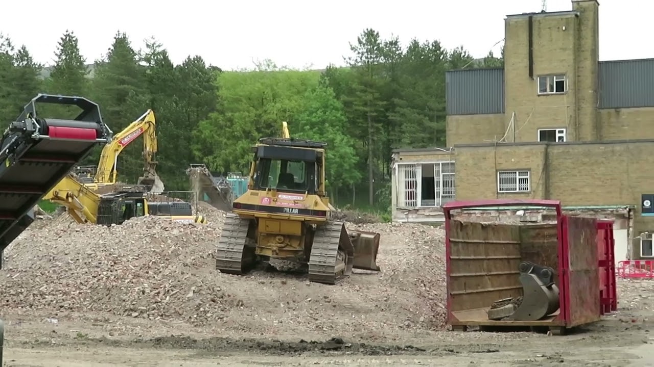 A video which showcases the fall and rise of Saddleworth Secondary School in Uppermill, Saddleworth