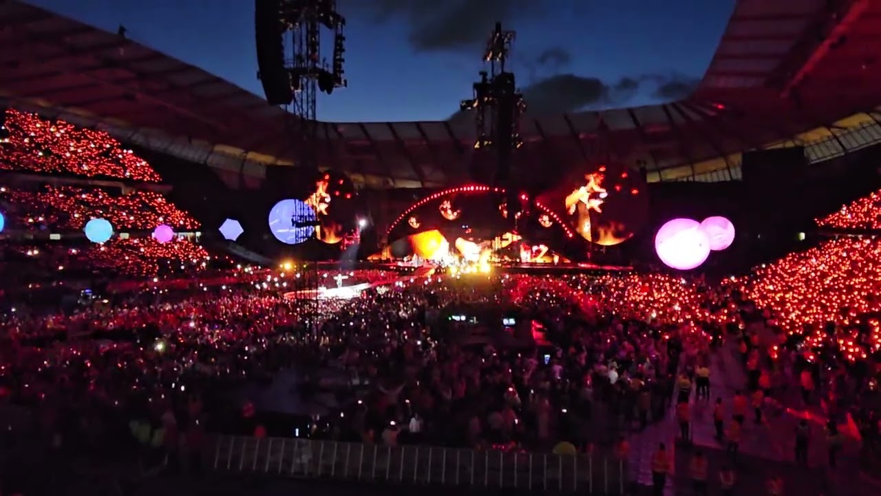 Coldplay - Fix You - Manchester 31st May 2023