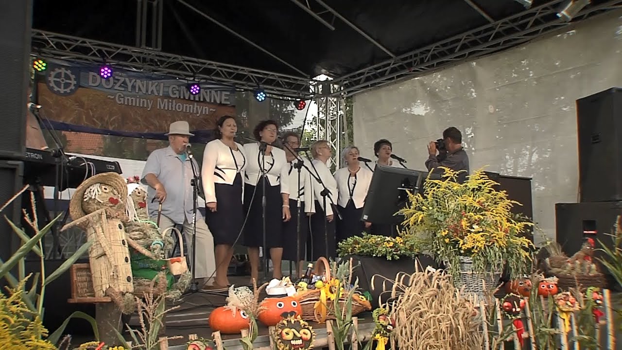 DOŻYNKI W MIŁOMŁYNIE