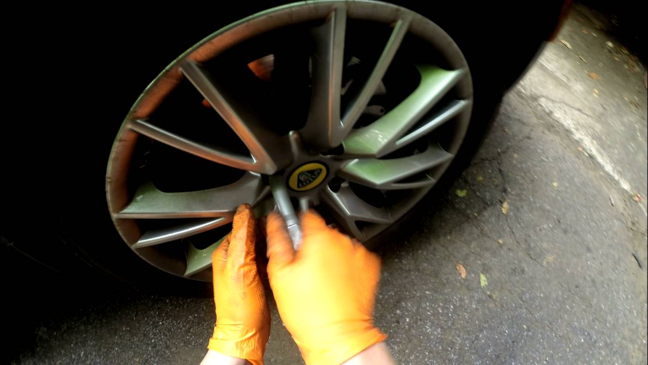 Tutorials: Changing Lotus Elise Brakes Pads and Rotors Replacement (Federal/111R/S2)