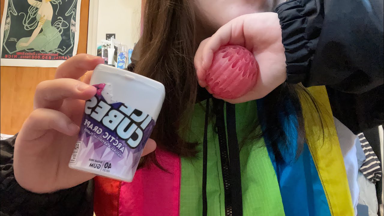 (ASMR) Crinkly jacket & Squishy sounds (w/ gum chewing)