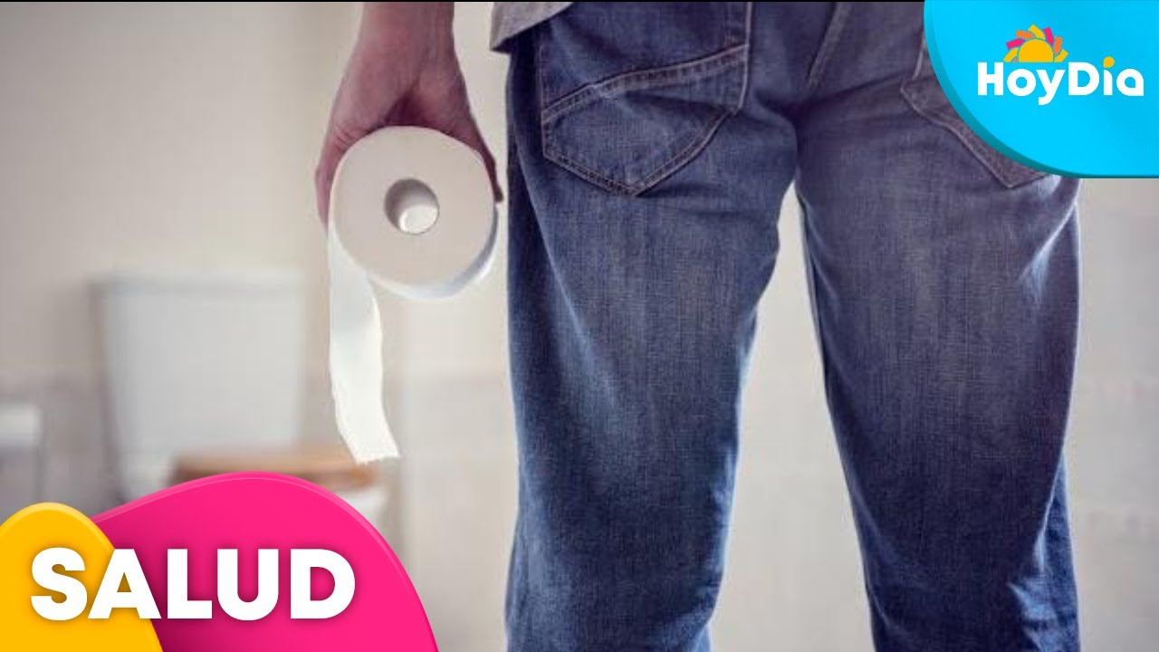 ¿Qué es mejor para los hombres orinar de pie o sentado? Un experto lo explica | Hoy Día | Telemundo