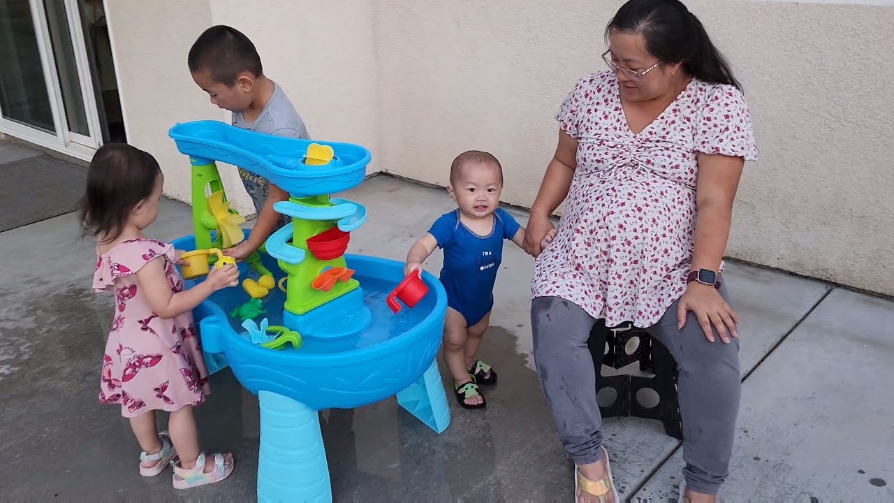 Costco Step2 Double Showers Splash Water Table 559