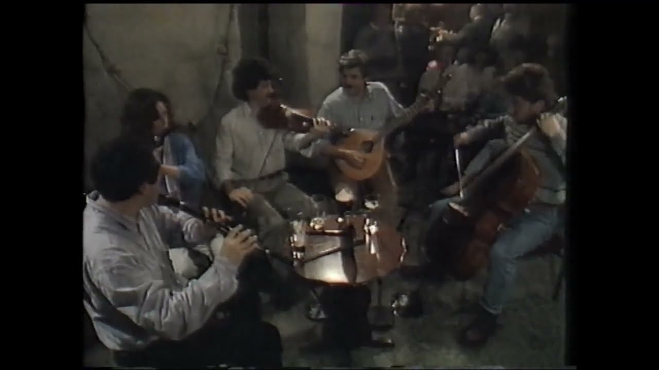 Gerry O'Connor, Eithne Ni Uallachain, Dessie Wilkinson - Paddy Mill's Fancy