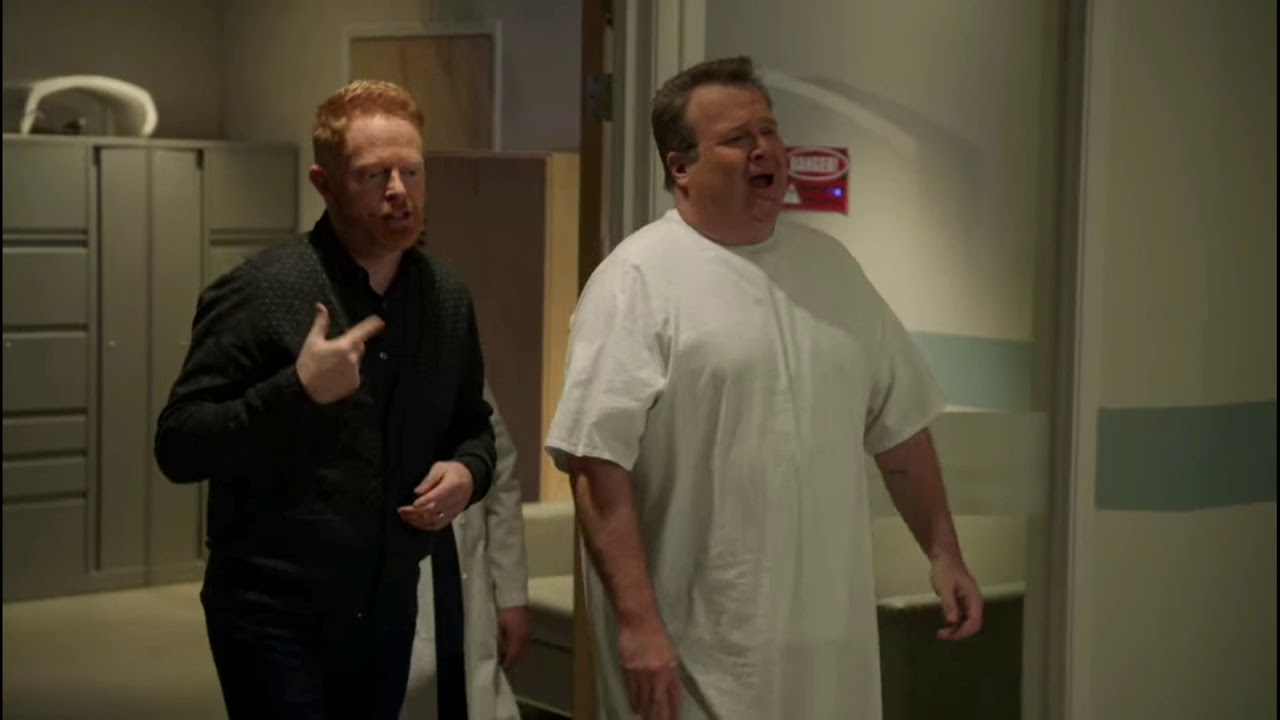 Cam gets an MRI - modern family funny clip
