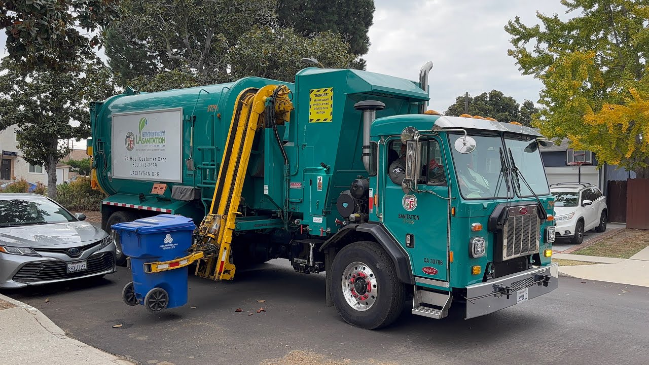 Various Garbage Trucks of West LA pt.129
