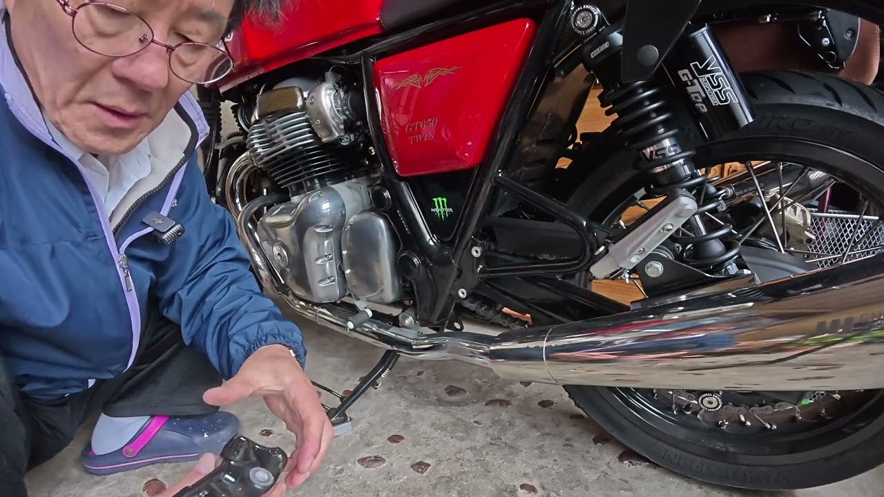 Continental GT650 バックステップ取り付け