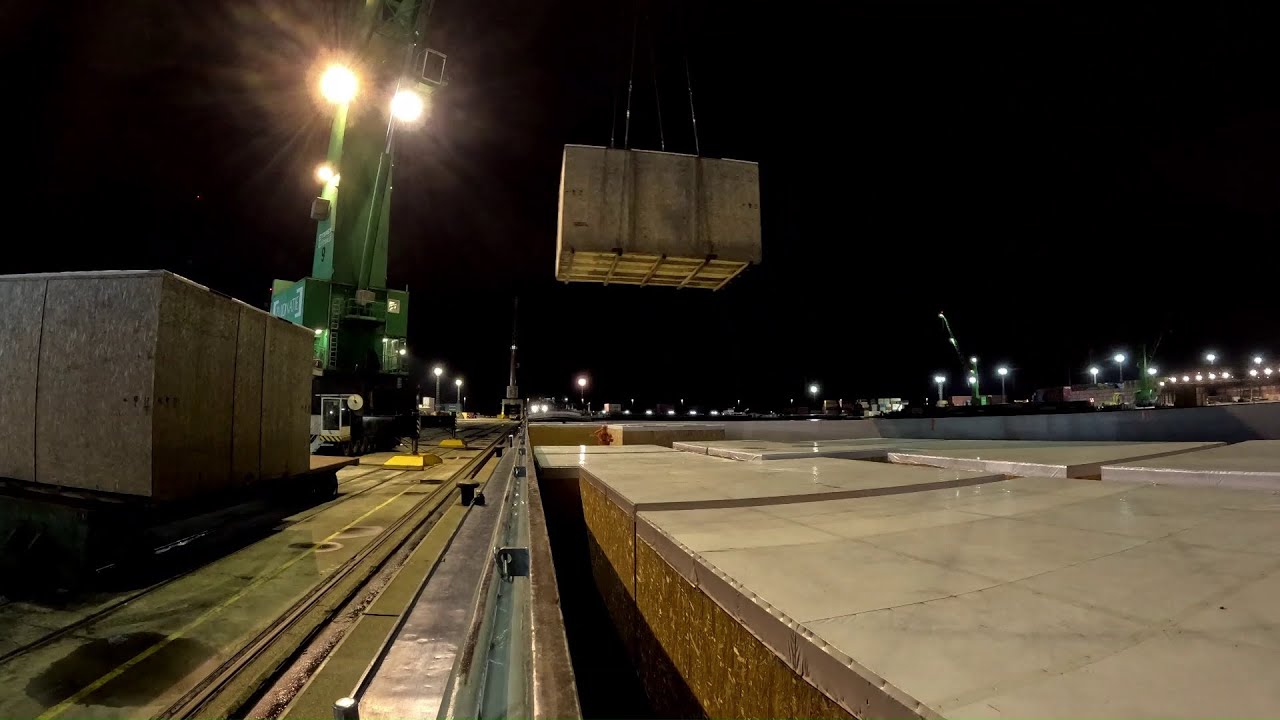 Vaart van Dinteloord naar Antwerpen waar we gaan lossen.