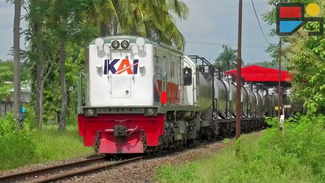 DATANG, LANGSIR, BERANGKATNYA KERETA BBM DI REWULU