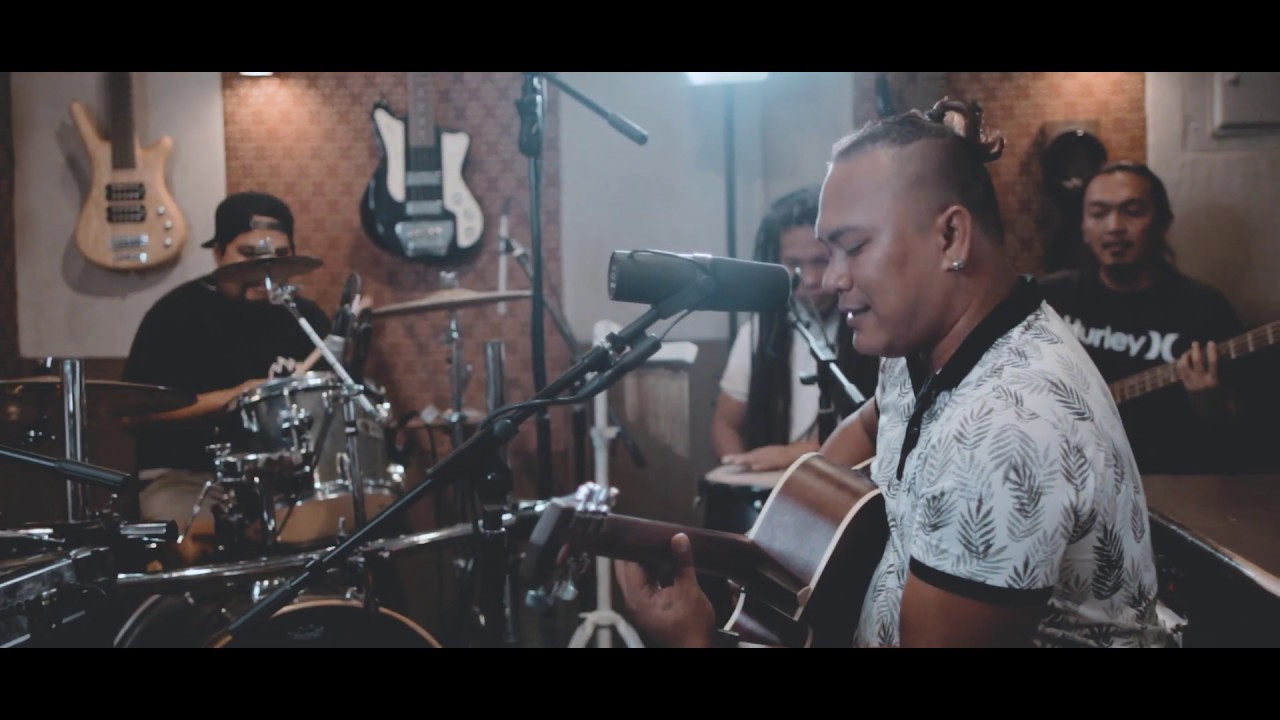 Santing - Pressure (In The Studio Live)