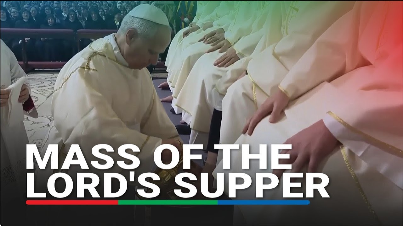 Pope Leo XIV honors Roman clergy during solemn 'Mass of the Lord's Supper' in Rome | ABS-CBN News