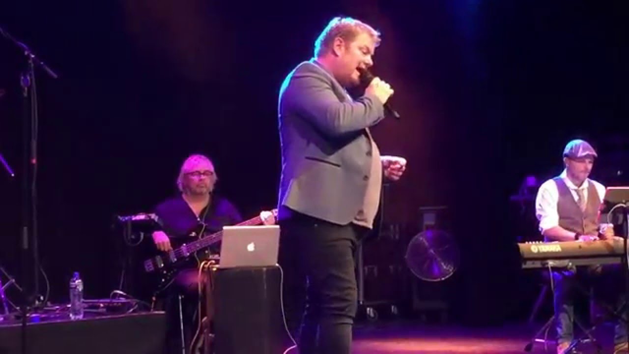 Martijn Fischer zingt Hazes; Liefde