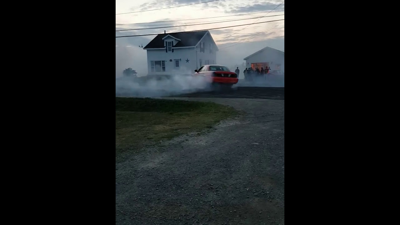 Crown victoria orange burnout billy