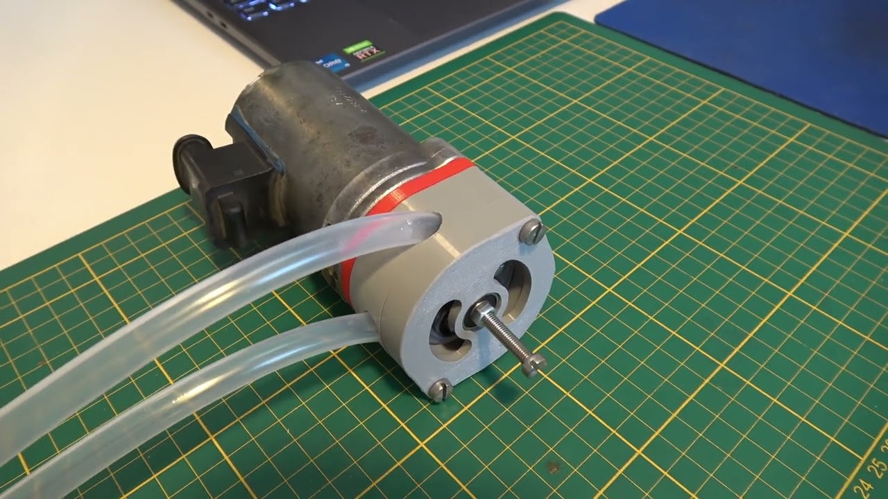 Tania i mocna pompa perystaltyczna / Cheap & strong peristaltic pump - 12V 3 l / min.