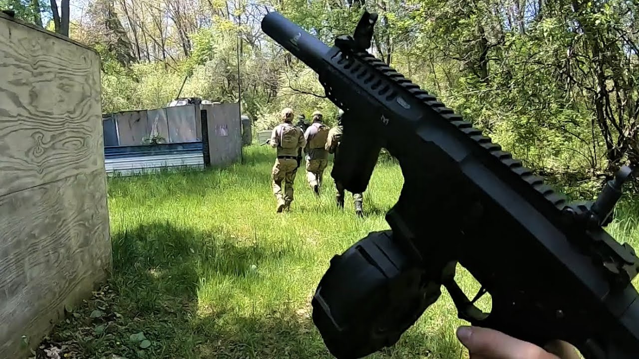 Defend the Helicopter! | G&G ARP9 Drum Mag | Hells Survivors Airsoft