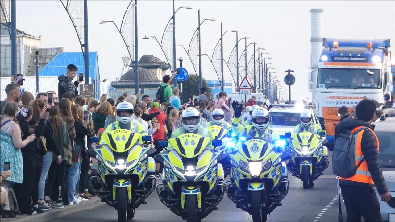 East Coast Truckers Convoy makes some noise along Great Yarmouth Golden Mile.   24th August 2025