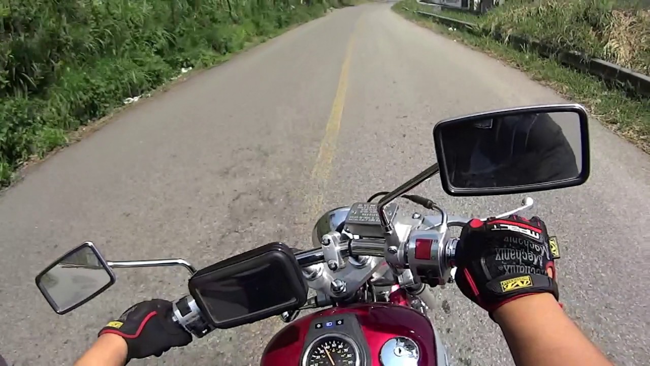 Test Ride Suzuki Boulevard s40 in the Hills