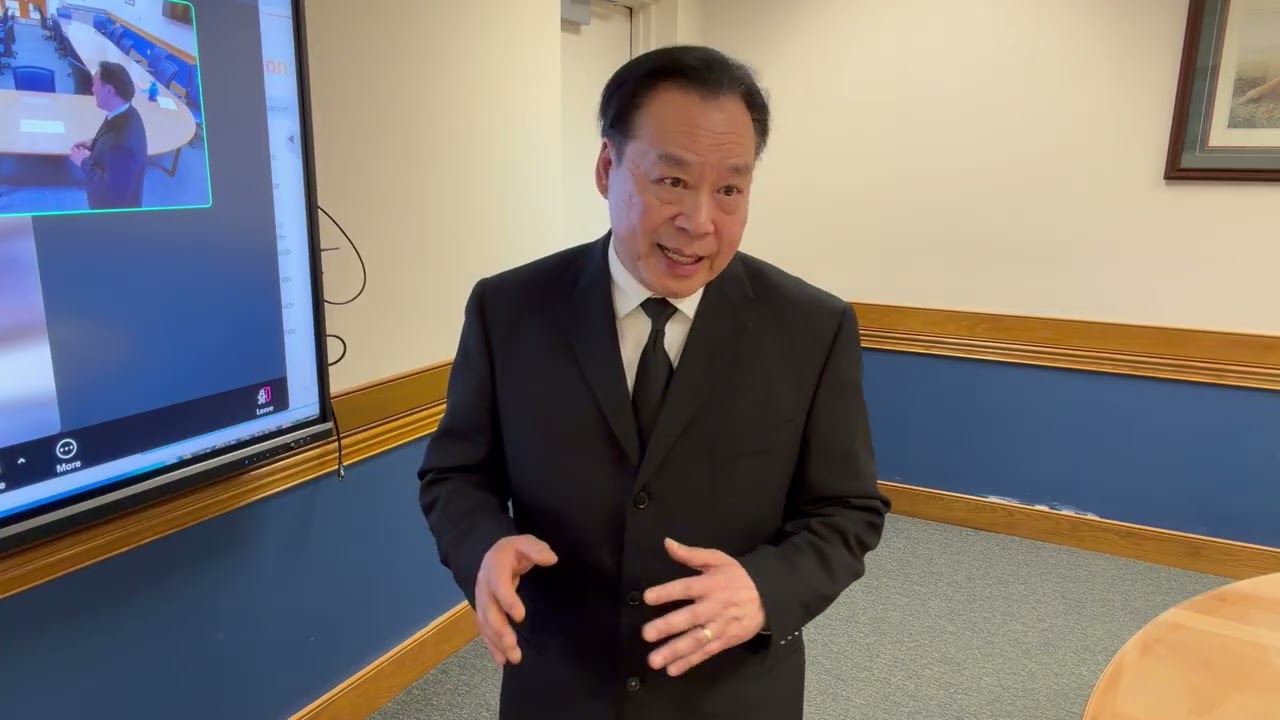Speaking and teaching to Stay Young Over 50