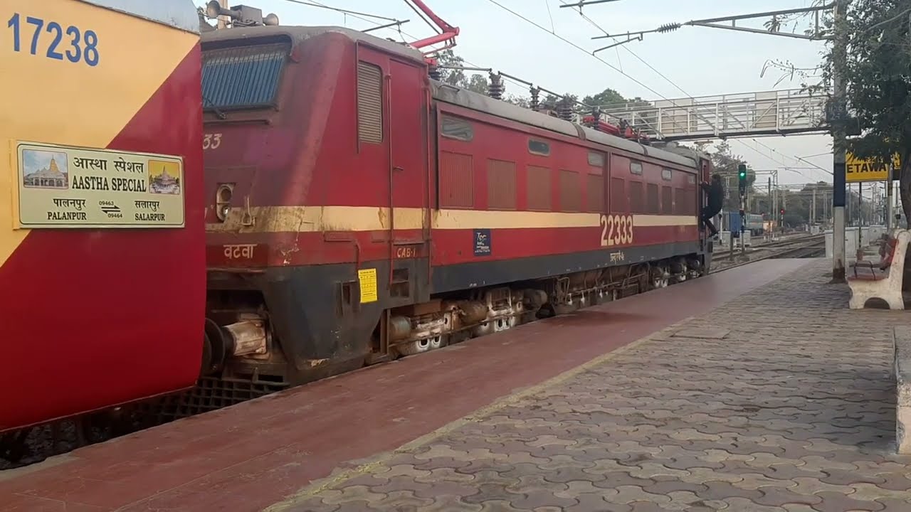 Wap4😍09463Palanpur Salarpur Ayodhya Ashtha Special Mail Express Trainइटावा जंक्शन से रवाना होती हुईं
