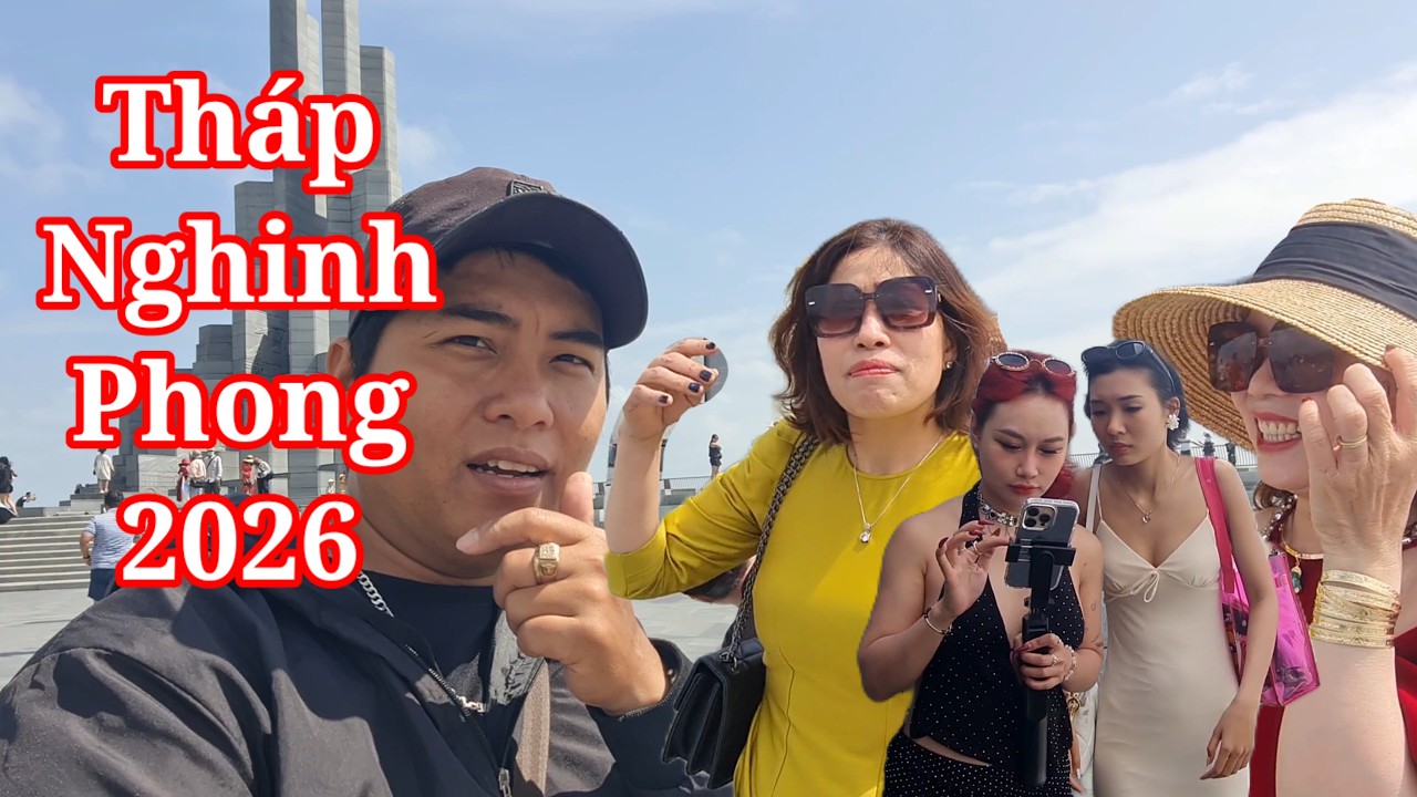 Tuy Hòa Phú Yên ngắm gái xinh đẹp tại tháp Nghinh Phong sau tết Việt Nam 2026 đông vui
