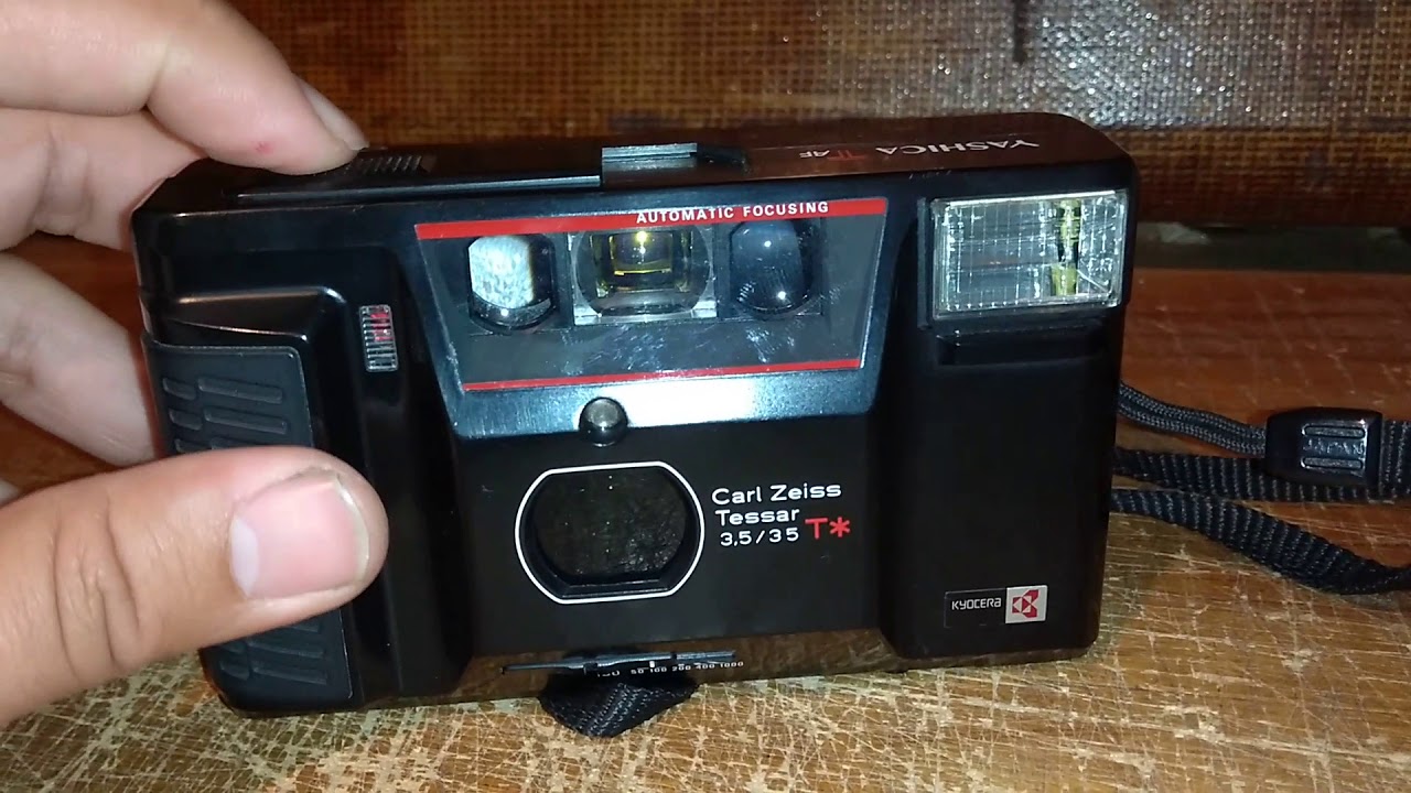 Camara fotografica Yashica T AF 35mm