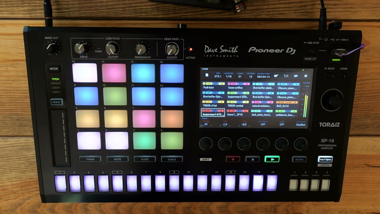 Pioneer Toraiz SP-16 - Too limited for a sampler?  Another track with song mode - Pha Noi viewpoint