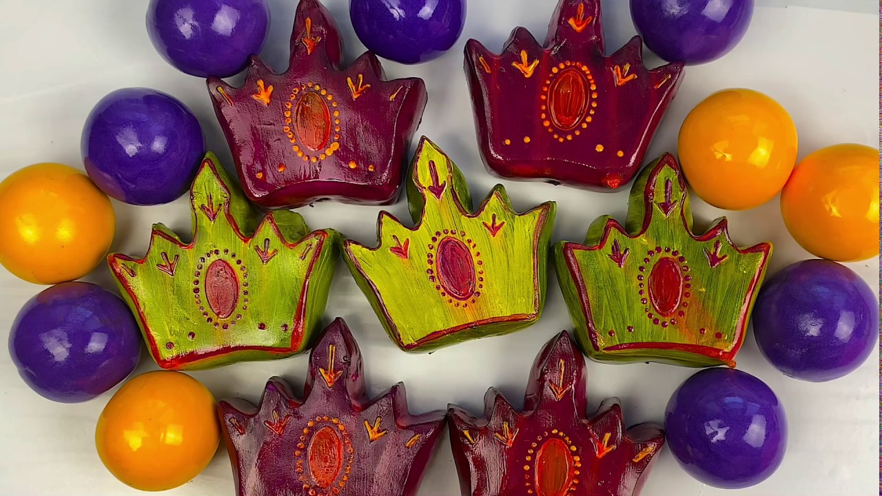 CRACKLING LIGHT PLASTICINE.Satisfying slime video